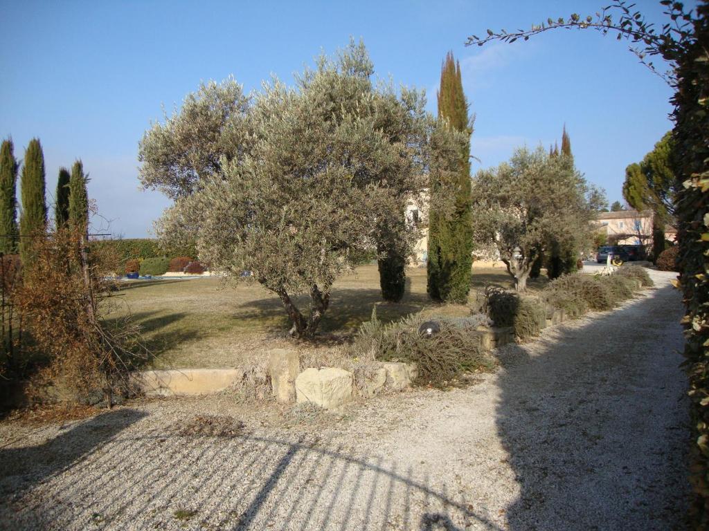Вилла La Gueritaulde La Tour-d'Aigues Экстерьер фото